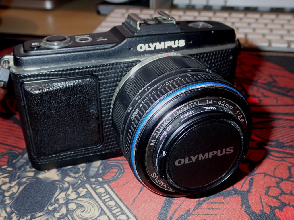 Olympus E-P2 camera