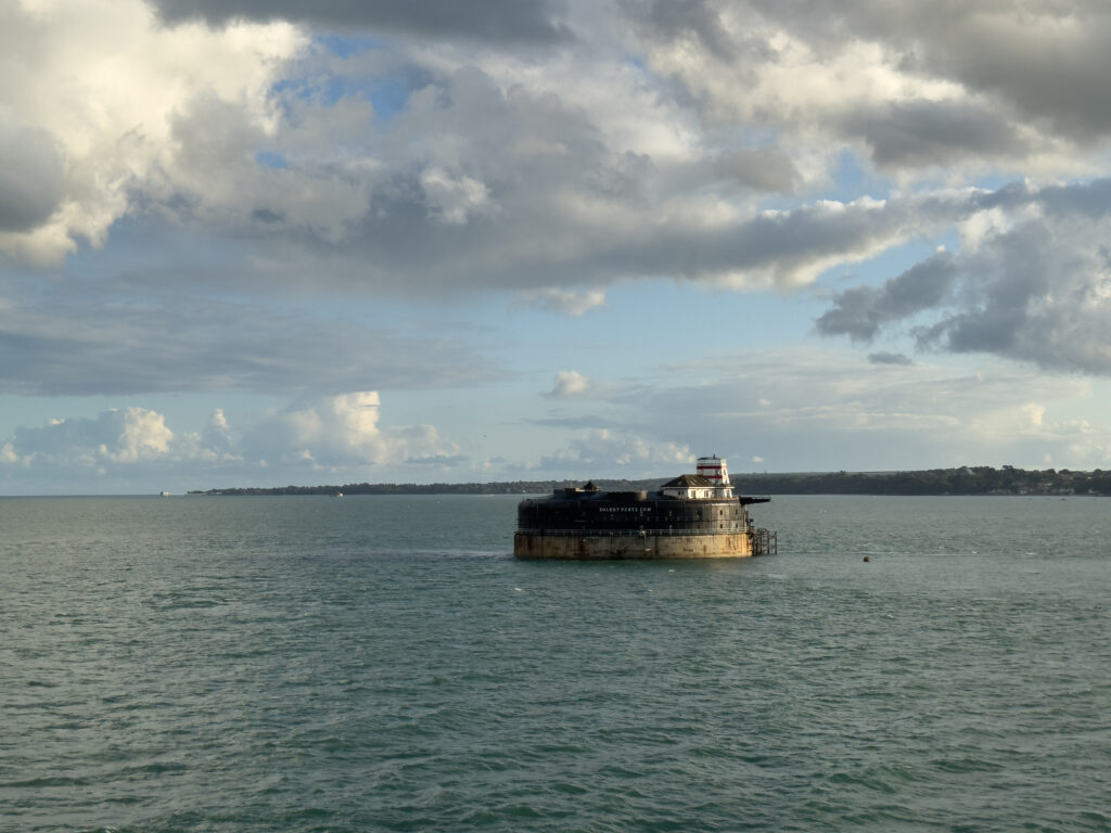 Solent fort