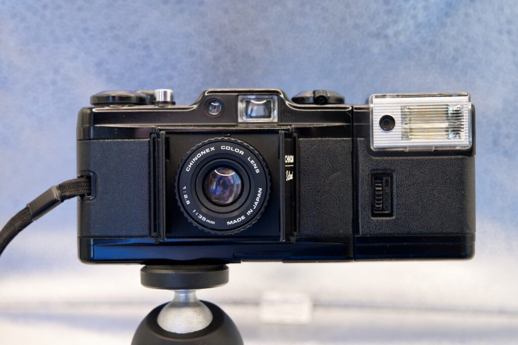 Chinon Bellami 35mm Compact Camera, with flash unit attached
